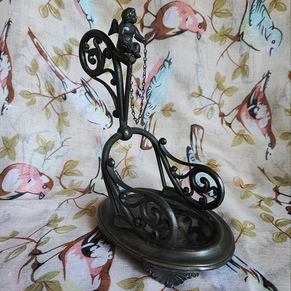 Victorian Cherub Wine Bottle Holder Vintage Home Decor Vase Conversation Piece - Picture 3 of 13